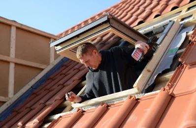 Pose de fenêtres de toit Velux à Chiddes